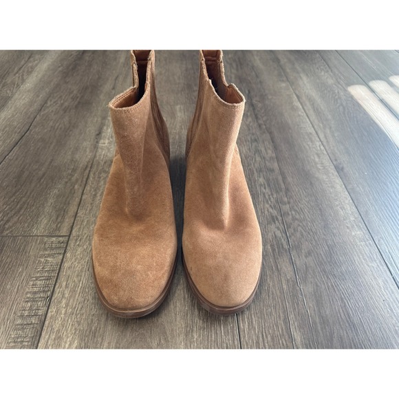 Lucky Brand Suede Leather Ankle Boots Pelerton Size 8.5 - Picture 2 of 9